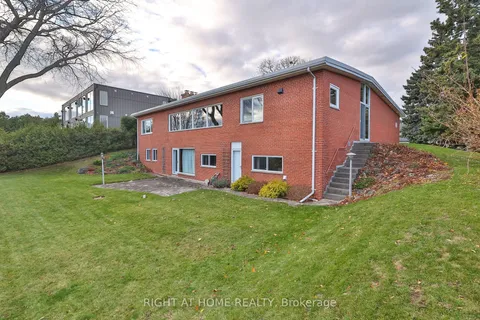 59 Hill Crescent, ON M1M 1J3