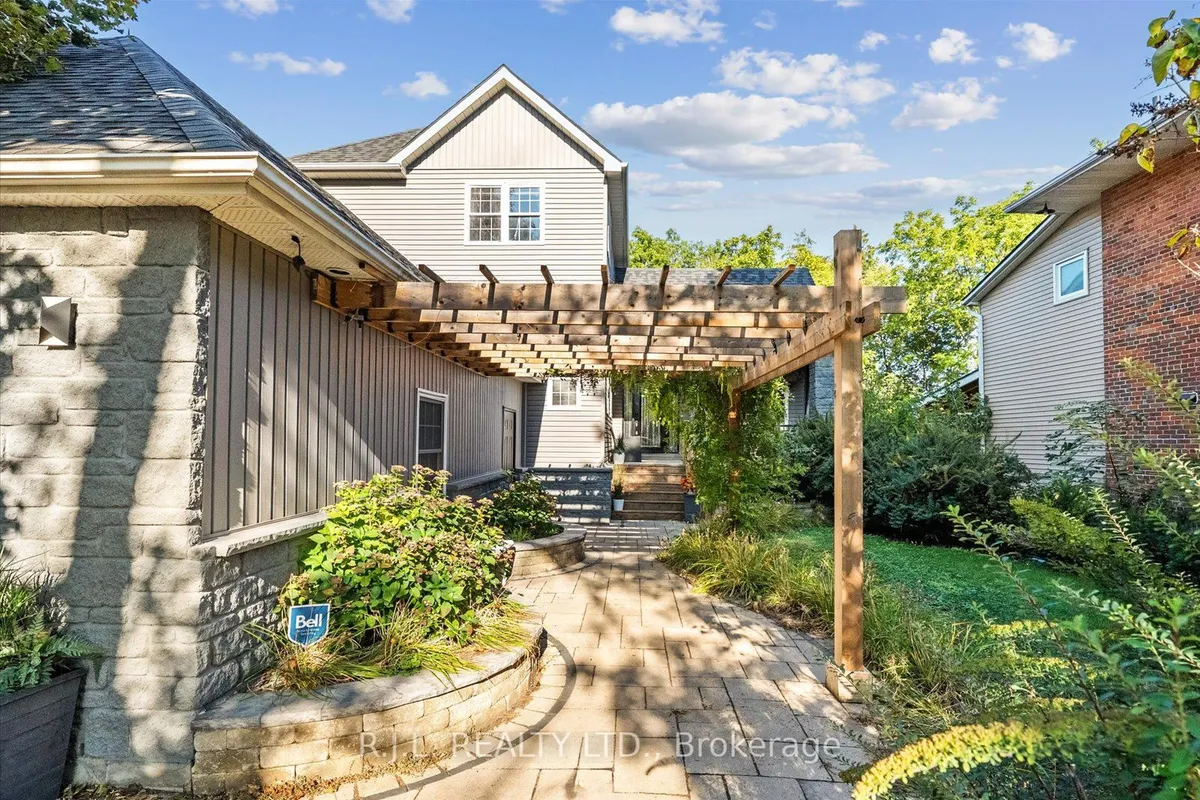 115 Beaver Street, ON L1B 1H3