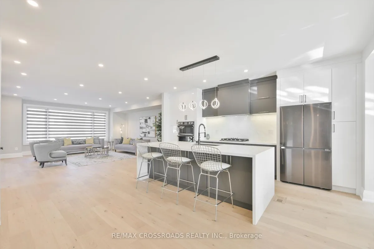 84 Westbourne Avenue, ON M1L 2Y5