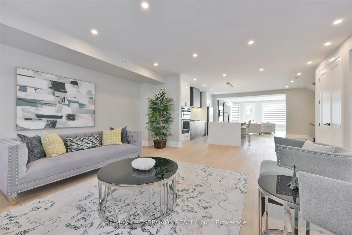 84 Westbourne Avenue, ON M1L 2Y5