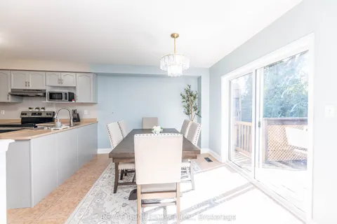 735 Brasswinds Trail, ON L1K 2Z1