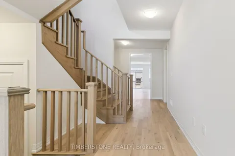 1813 Narcissus Gardens, ON L1X 0K6