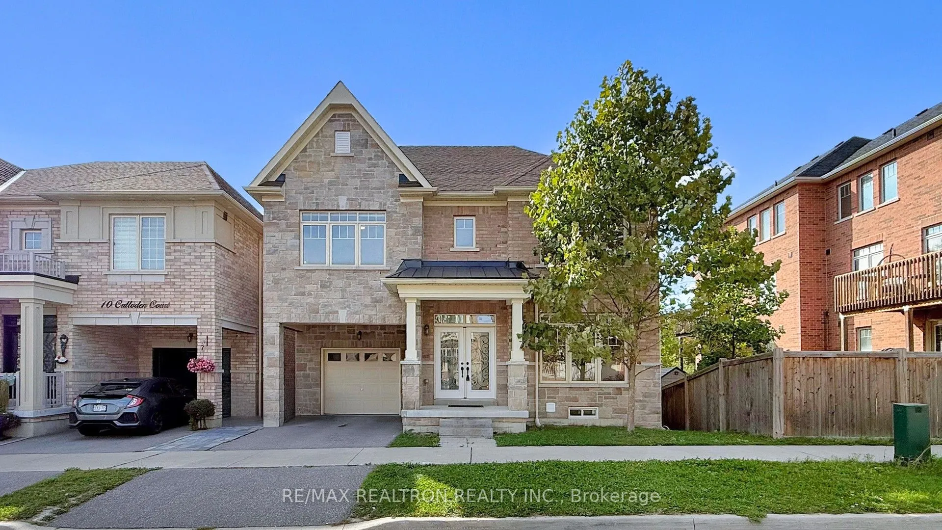 8 Culloden Court, ON M1C 0E9