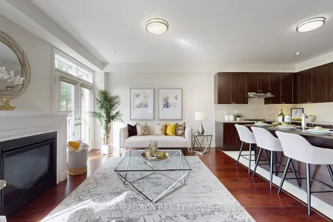 8 Culloden Court, ON M1C 0E9