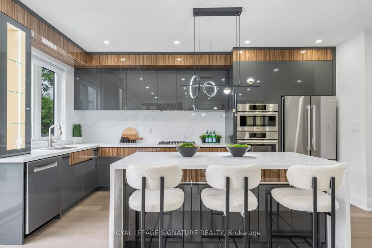 17 Trenton Avenue, ON M4C 2Z3