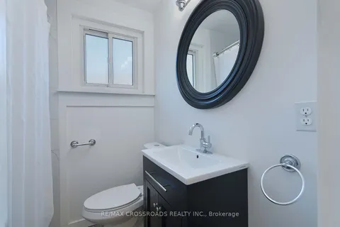 37 Avis Crescent, ON M4B 1B8