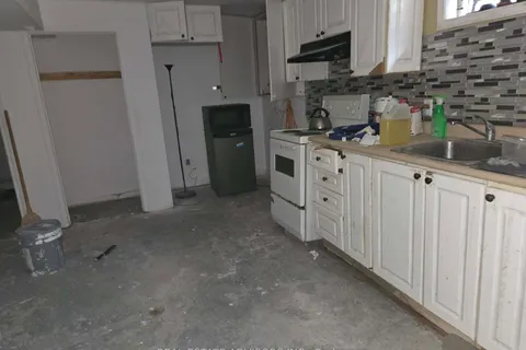 238 Braymore Boulevard, ON M1B 2G8