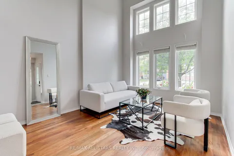 85 Handley Crescent, ON L1Z 1M3