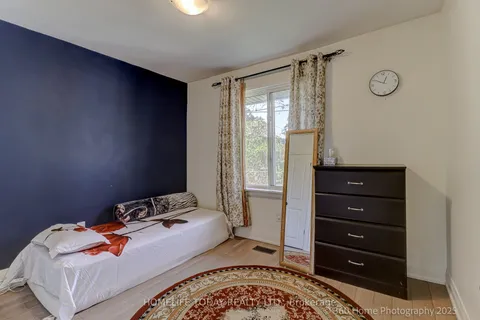 6 Greyabbey Trail, ON M1E 1V7