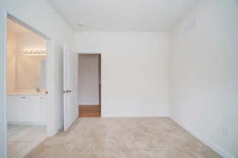 2085 Coppermine Street, ON L1L 0T2