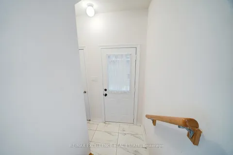 2085 Coppermine Street, ON L1L 0T2