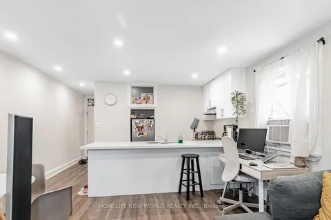 878 Kingston Road, ON M4E 1S3