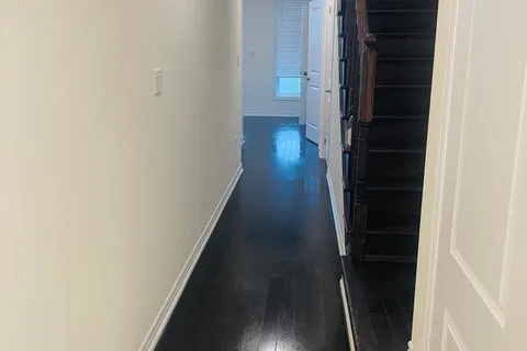 39 Lake Trail Way, ON L1M 0M3