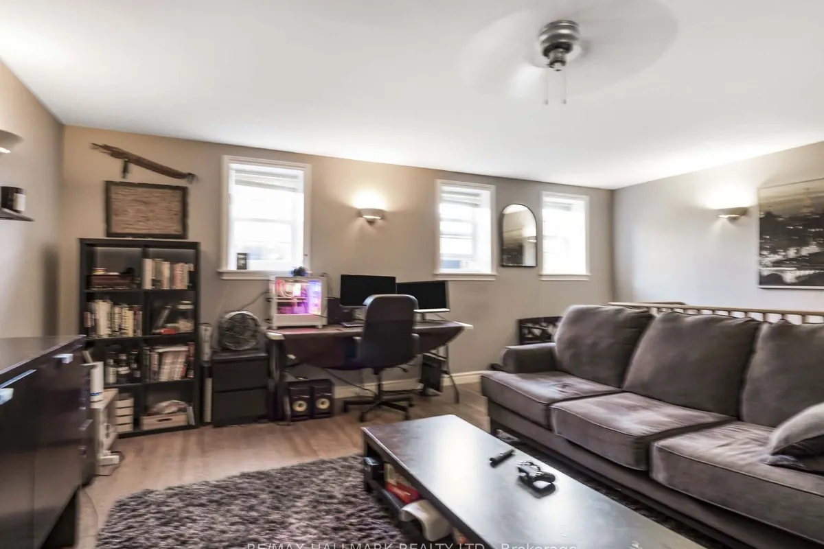 90 Leroy Avenue, ON M4J 4G8