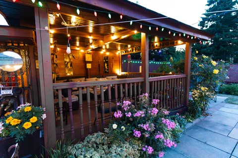 24 Hurley Crescent, ON M1P 4H4