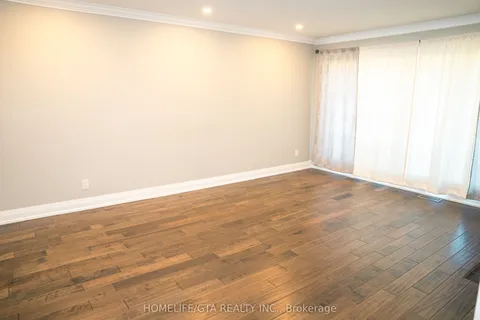 445 Rossland Road, ON L1J 3G9