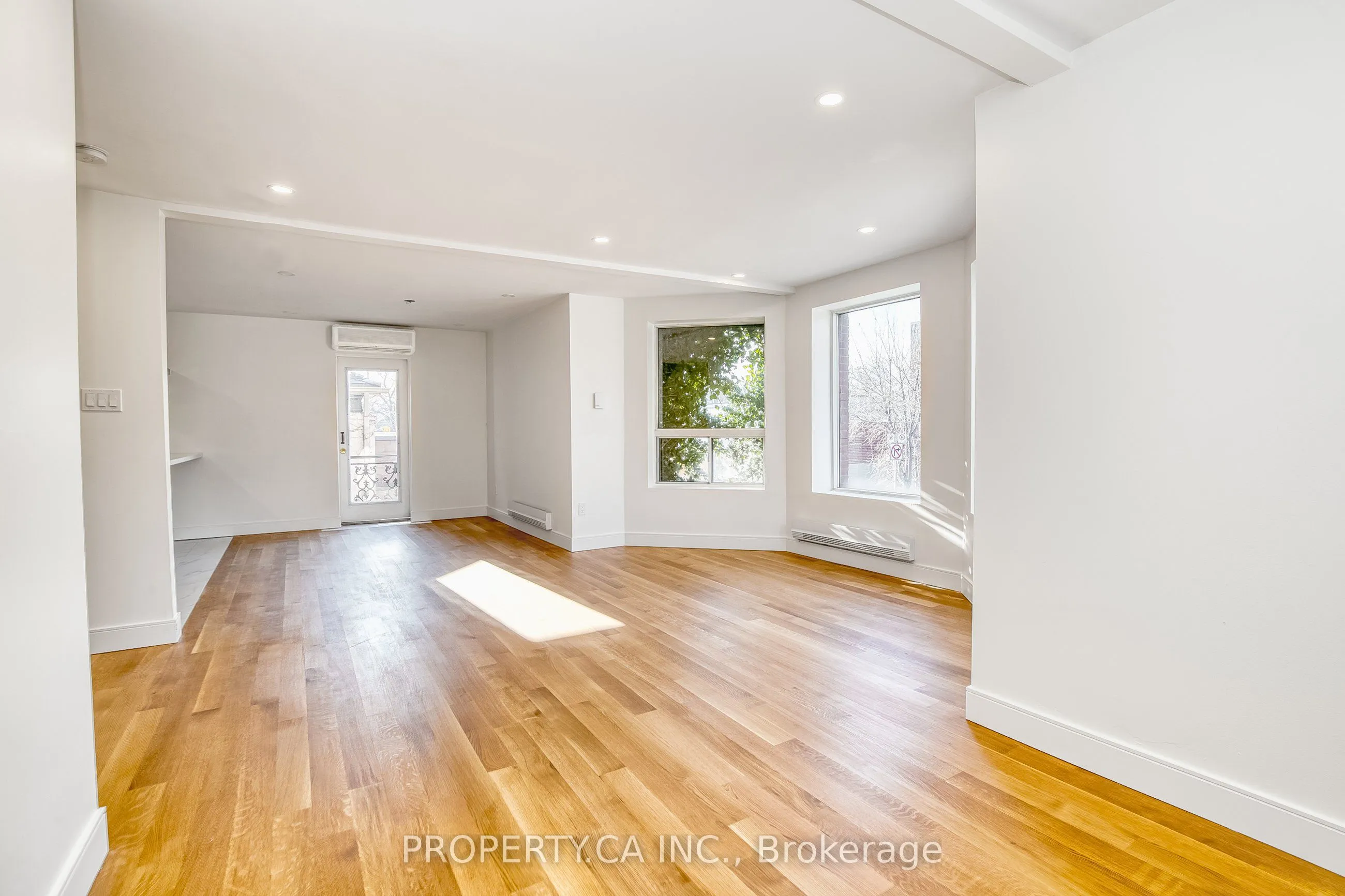 97 Lee Avenue, ON M4E 2P2