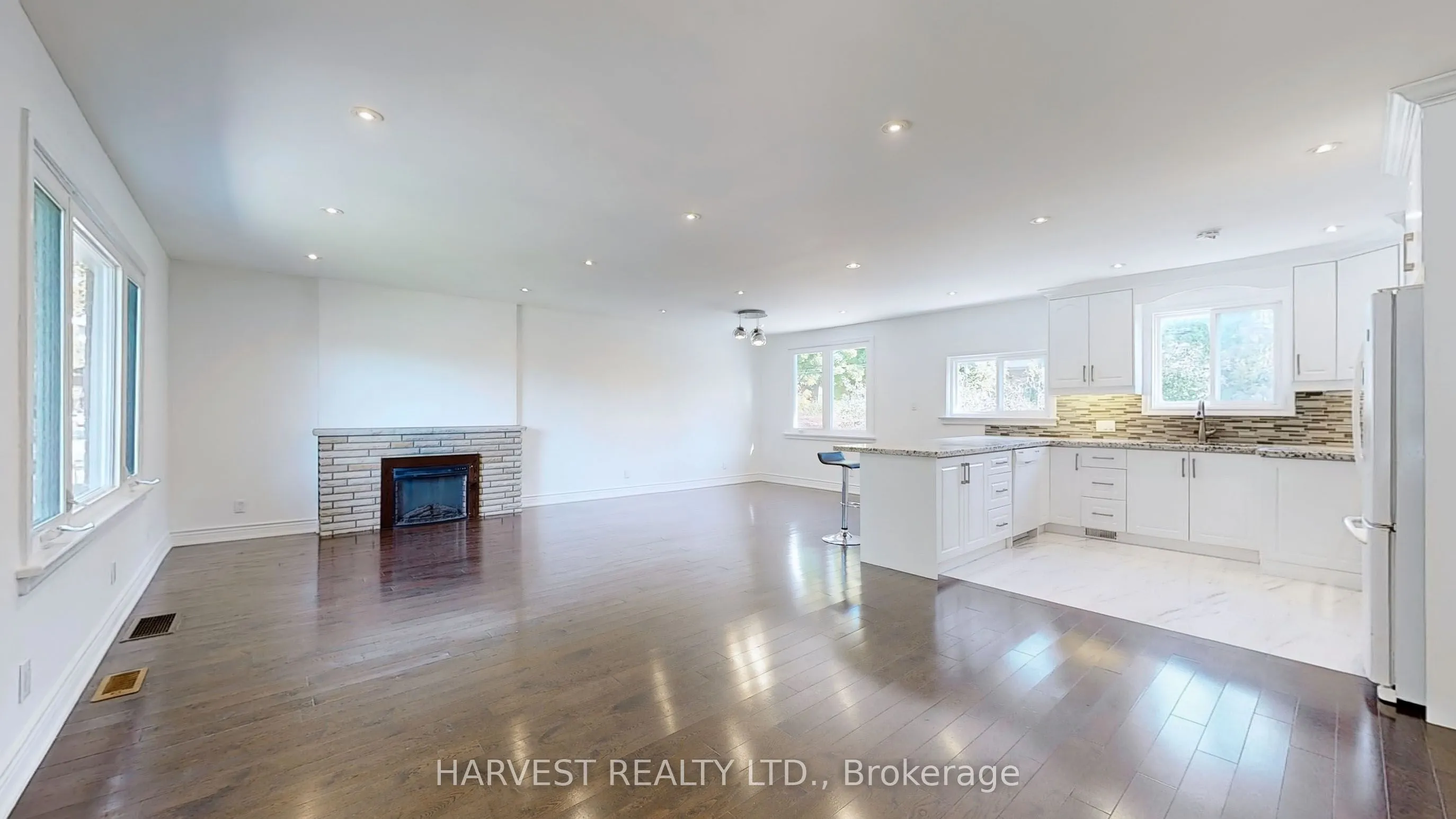 47 Commons Drive, ON M1T 1E3