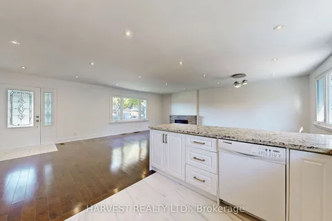 47 Commons Drive, ON M1T 1E3