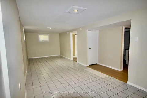 1078 Ronlea Avenue, ON L1H 2X7