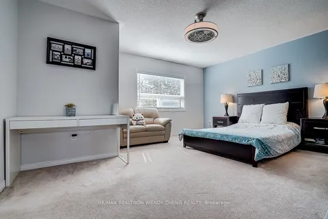 25 Neill Avenue, ON L1R 3N4