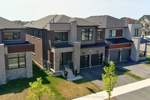 118 Whitehand Drive, ON L1B 0W1