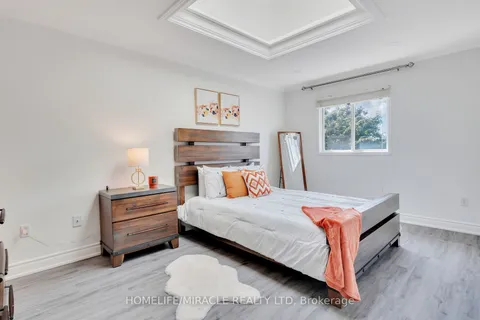 40 Landerville Lane, ON L1C 4W8