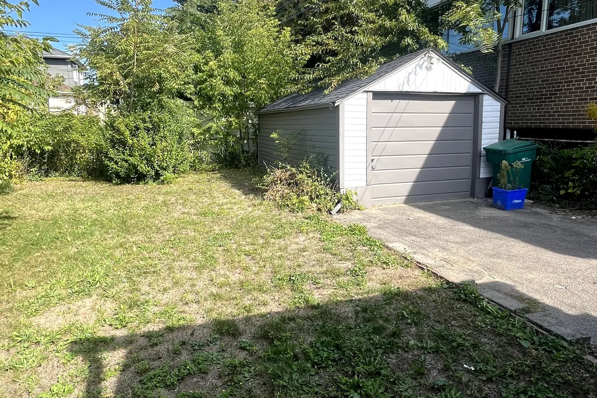 322 Cosburn Avenue, ON M4J 2M9