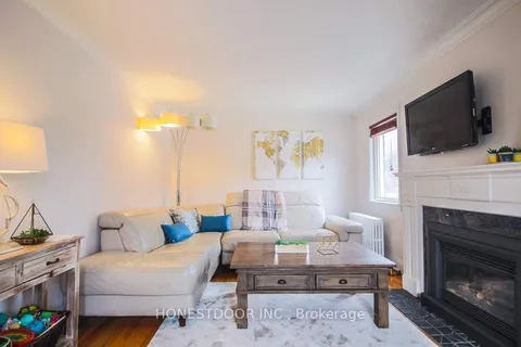 1173 Broadview Avenue, ON M4K 2S8