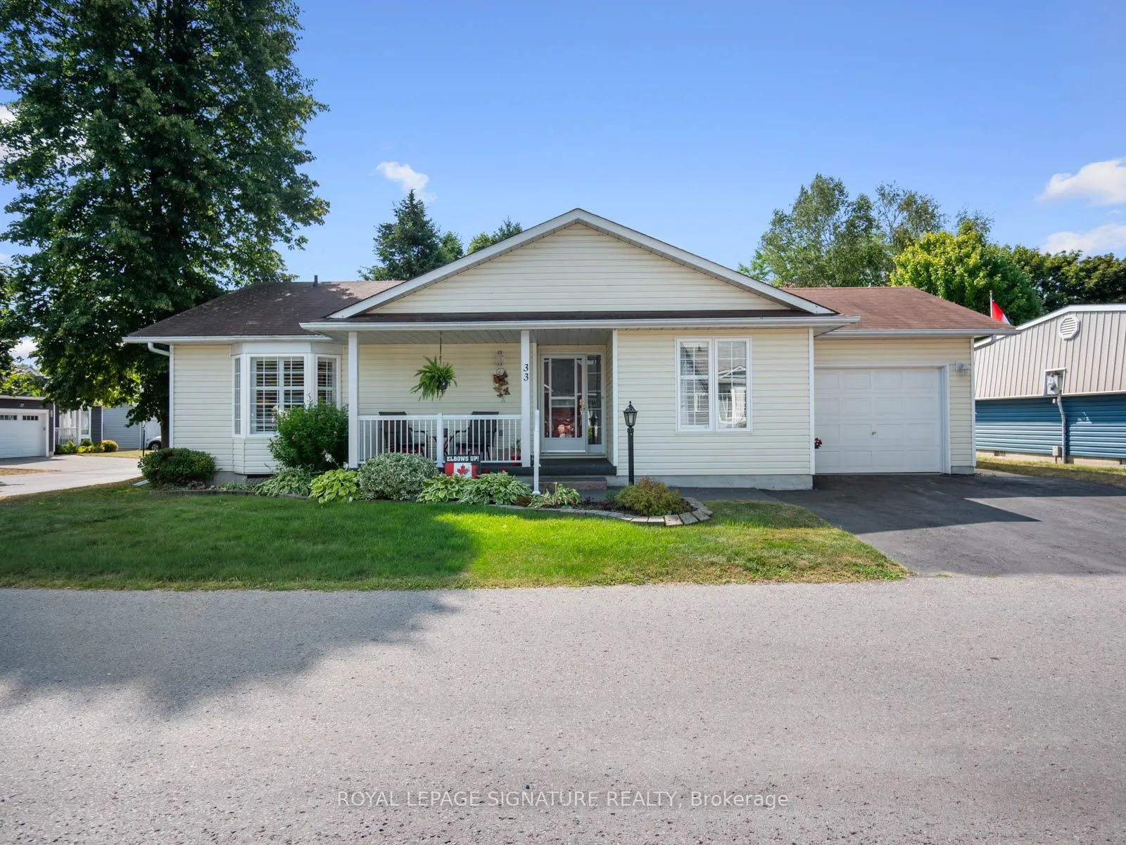 33 Steelhead Lane, ON L1B 1B3