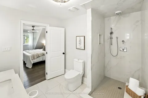 47 Sherwood Road, ON L1T 2Y5