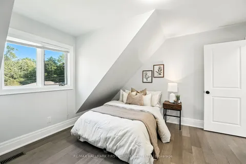 47 Sherwood Road, ON L1T 2Y5