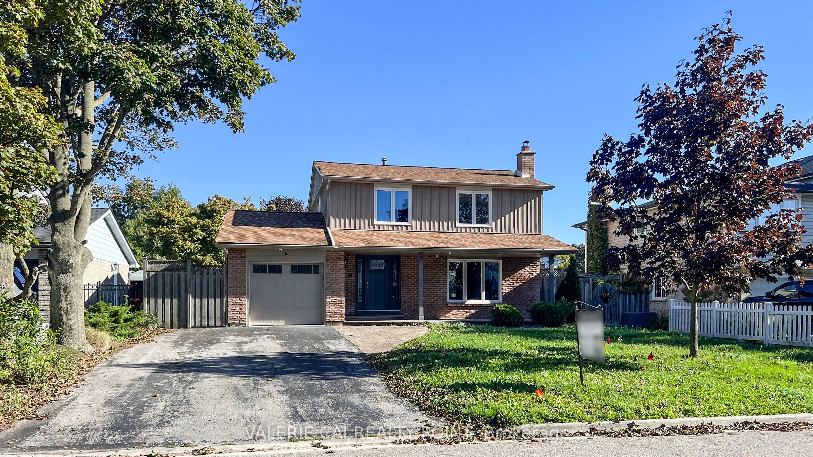 96 Bolland Crescent, ON L1S 3G9
