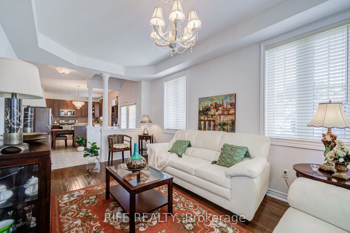 106 Craggview Drive, ON M1E 2L8