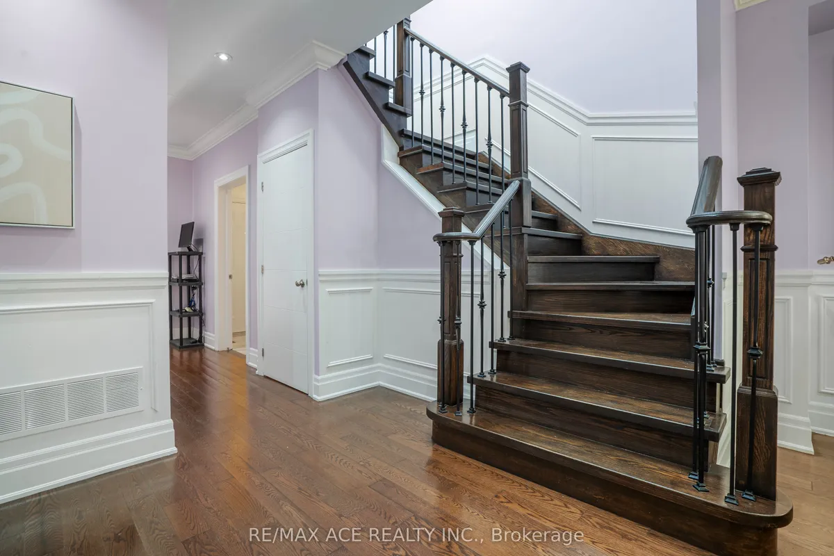 71 August Avenue, ON M1L 3N1