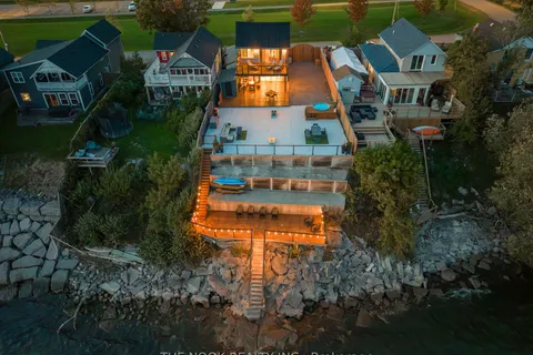 74 East Beach Road, ON L1C 3K3