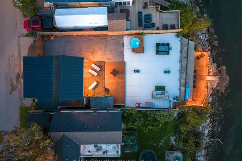 74 East Beach Road, ON L1C 3K3