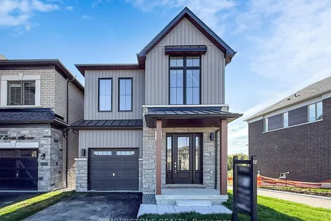 1103 Zircon Manor, ON L1X 0P9