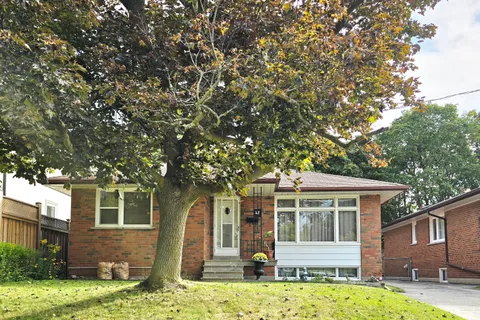 47 HEATHERINGTON Drive, ON M1T 1N3