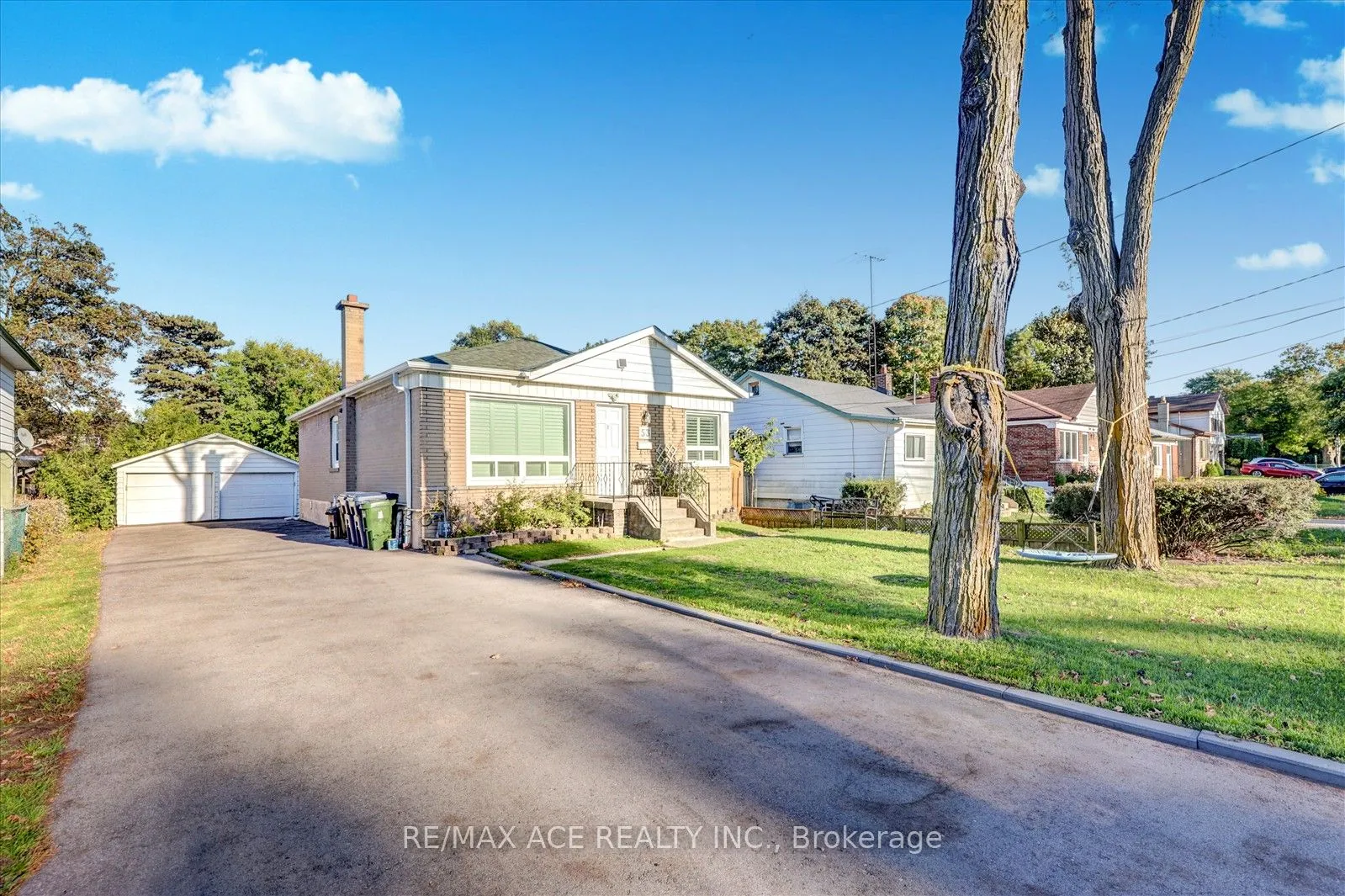 53 Falaise Road, ON M1E 3B7