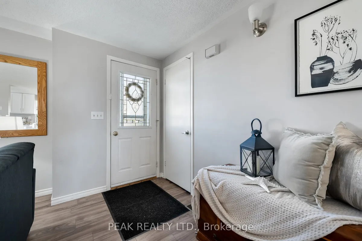 71 Bluffs Road, ON L1B 1A6