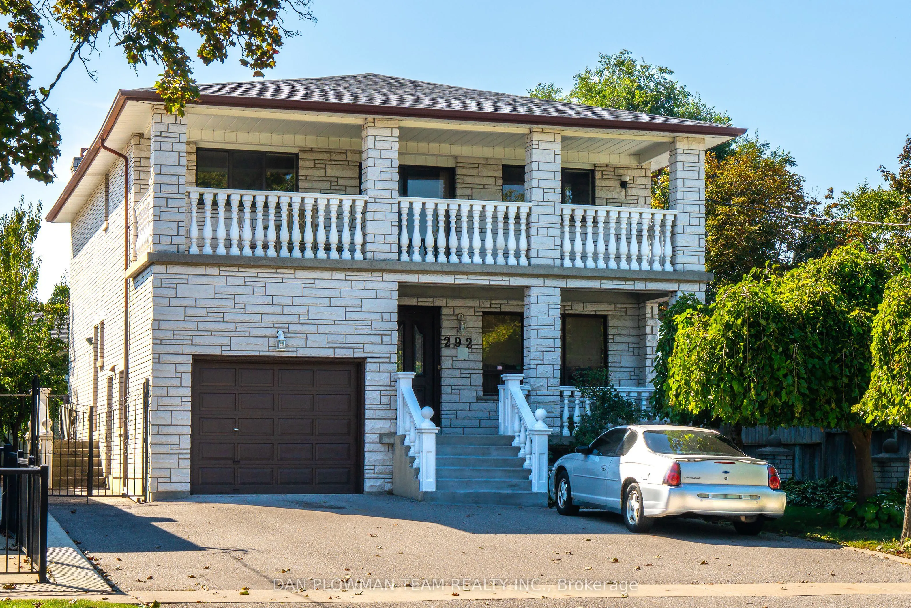 292 Gibbons Street, ON L1J 4Y8