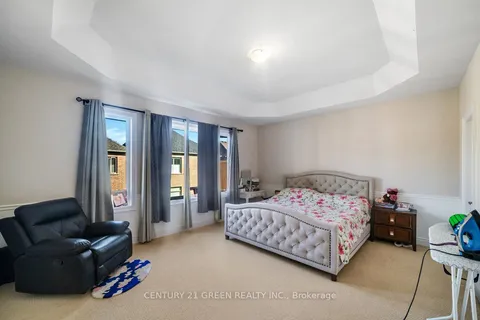 9 Coates Of Arms Lane, ON L1T 3S2