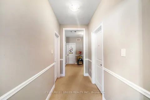 9 Coates Of Arms Lane, ON L1T 3S2