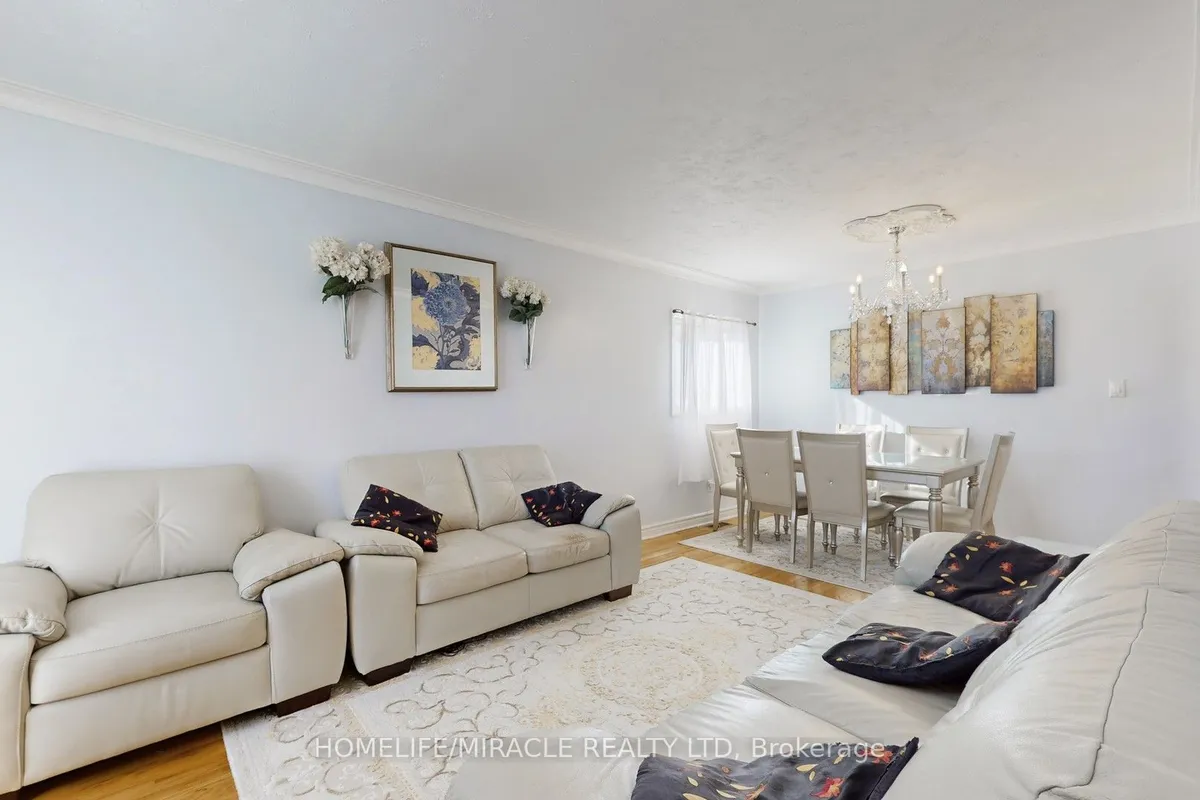 48 Frey Crescent, ON M1R 2C7