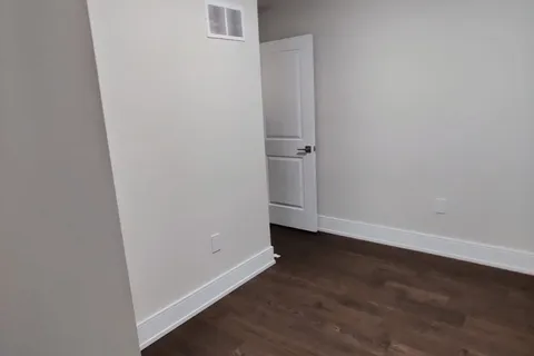 471 Jones Avenue, ON M4J 3G7