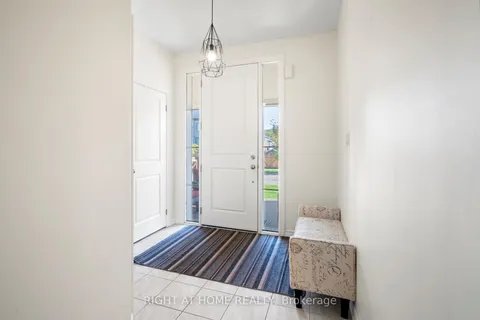 4 Bill Hutchinson Crescent, ON L1C 7E1