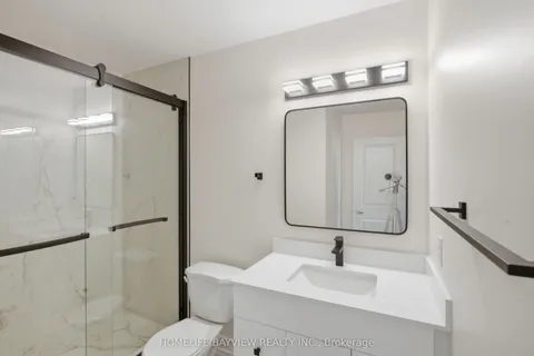 41 Linnell Street, ON L1Z 0K8