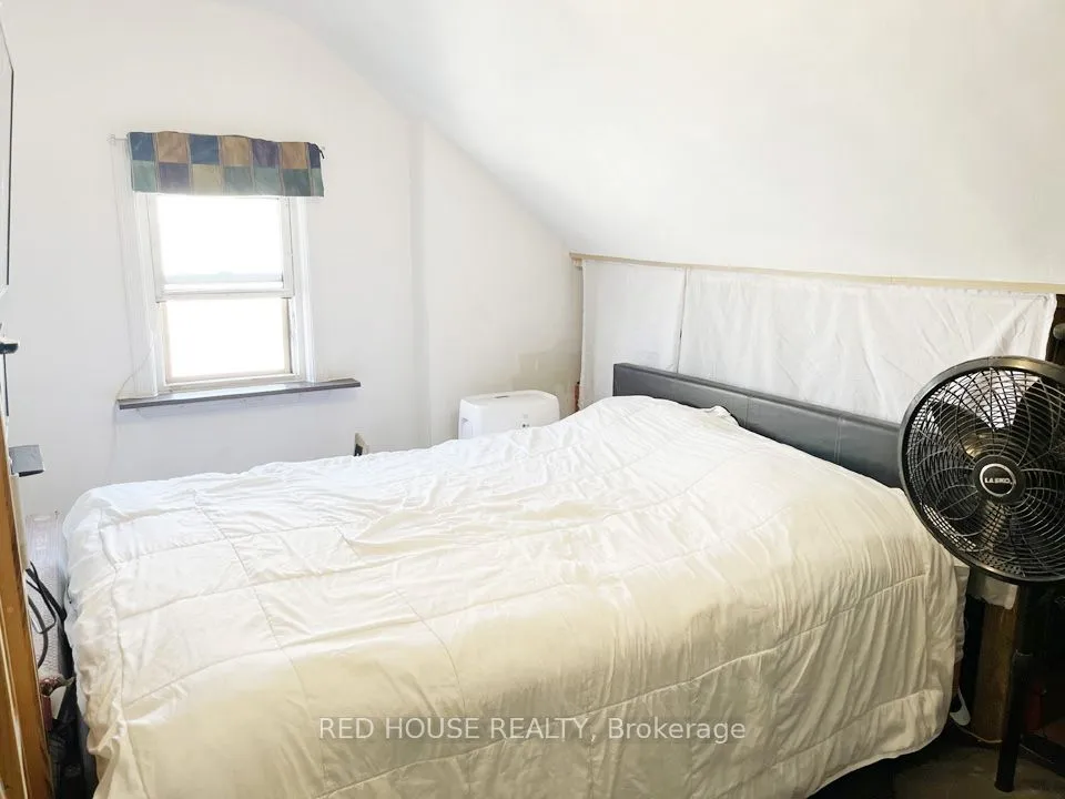 40 North Woodrow Boulevard, ON M1K 1W3