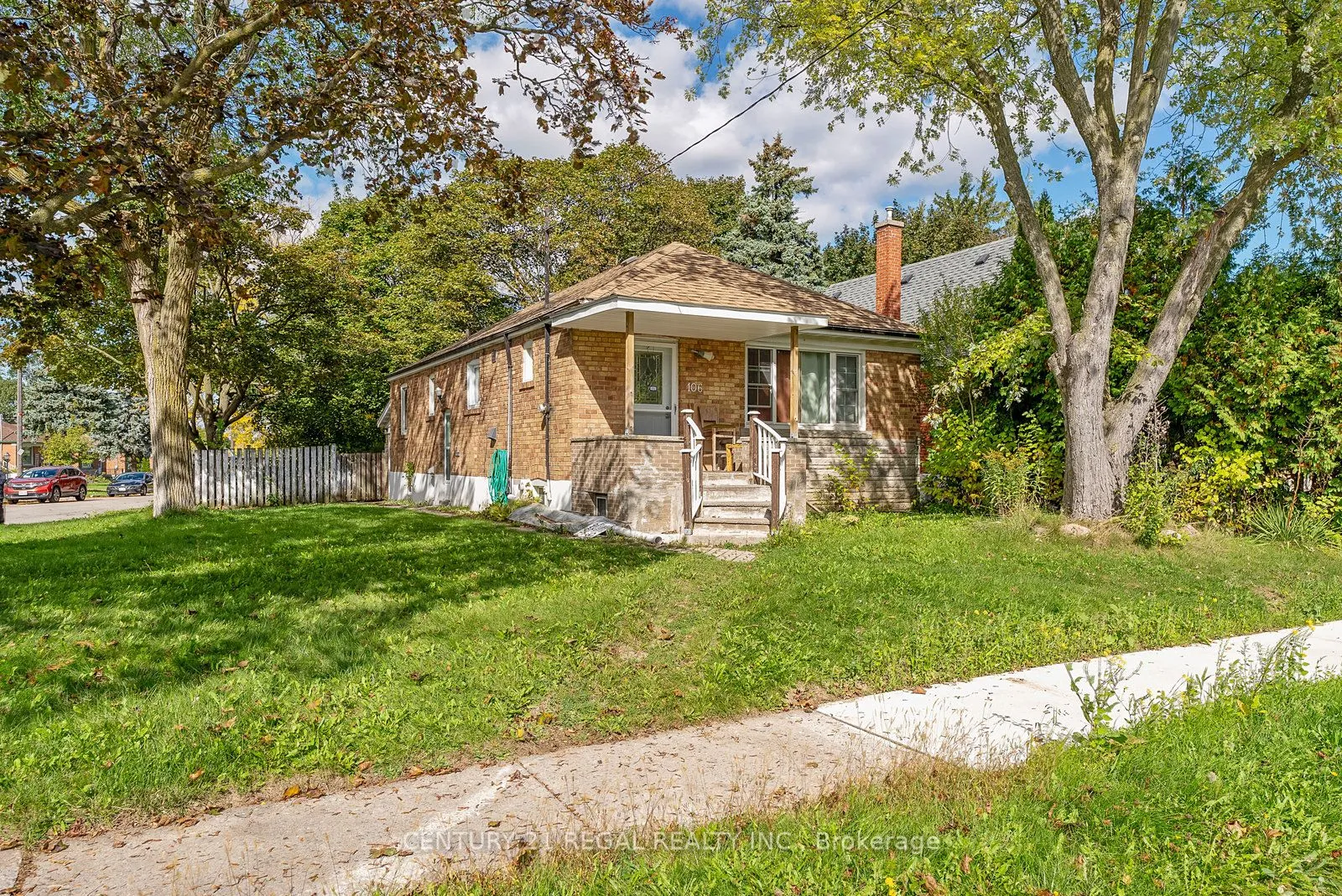 106 FLORA Drive, ON M1P 1A8